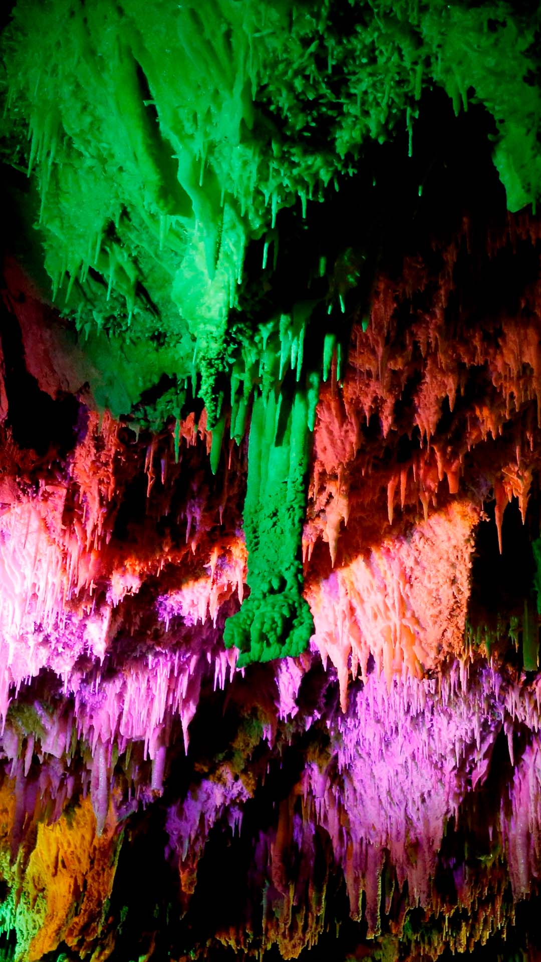 Alisadr Cave 05 mo